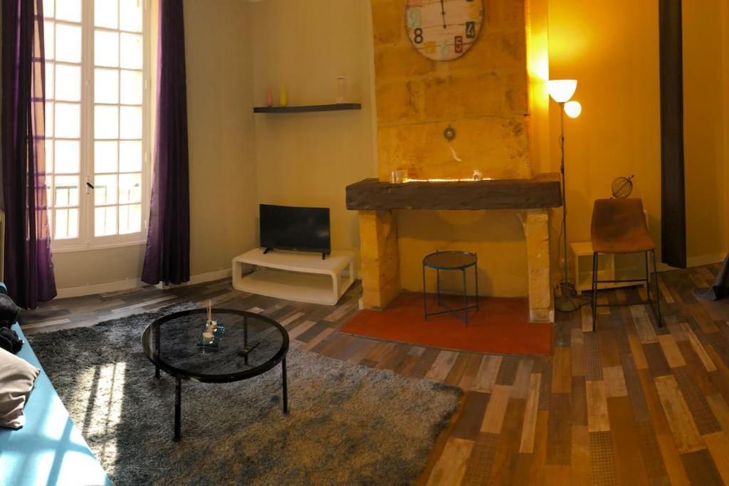 Escapade Cosy Au Coeur De La Cite Medievale سارلا لا كانيدا المظهر الخارجي الصورة