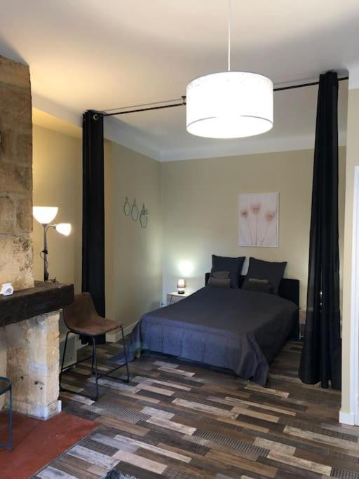 Escapade Cosy Au Coeur De La Cite Medievale سارلا لا كانيدا المظهر الخارجي الصورة
