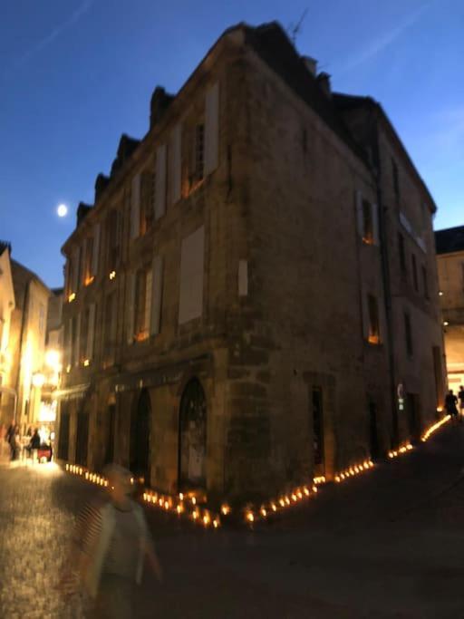 Escapade Cosy Au Coeur De La Cite Medievale سارلا لا كانيدا المظهر الخارجي الصورة