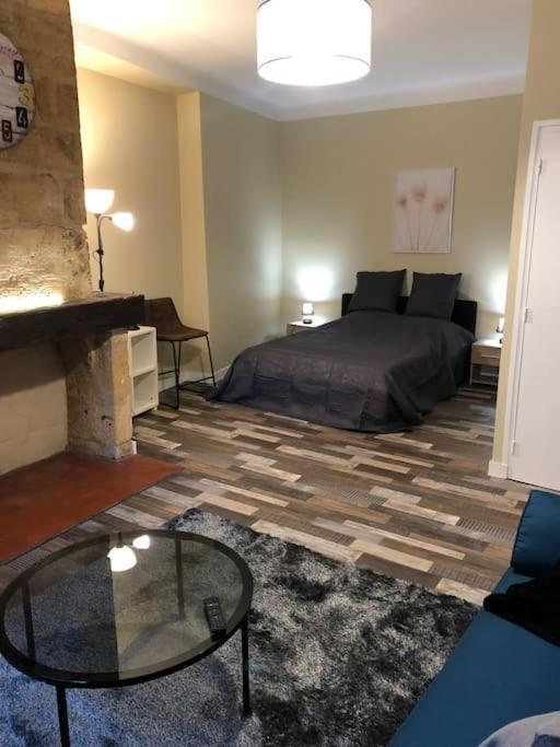 Escapade Cosy Au Coeur De La Cite Medievale سارلا لا كانيدا المظهر الخارجي الصورة