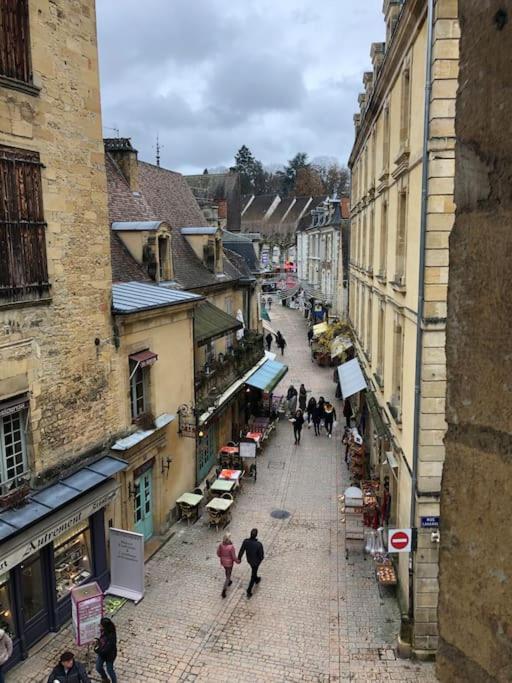Escapade Cosy Au Coeur De La Cite Medievale سارلا لا كانيدا المظهر الخارجي الصورة