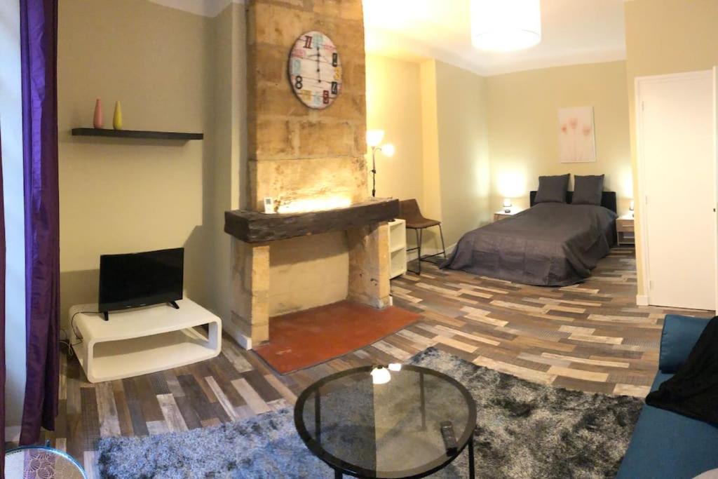 Escapade Cosy Au Coeur De La Cite Medievale سارلا لا كانيدا المظهر الخارجي الصورة